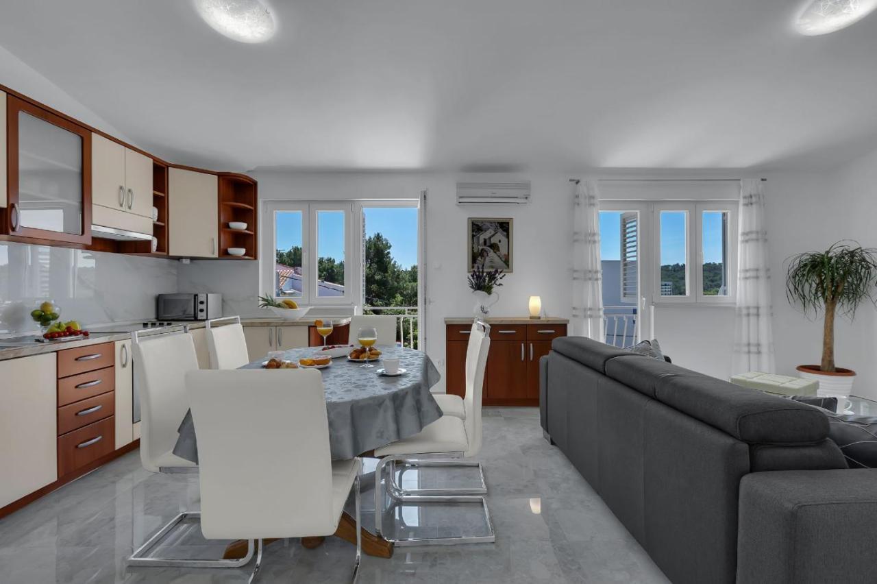 Ana Apartment Макарска Экстерьер фото