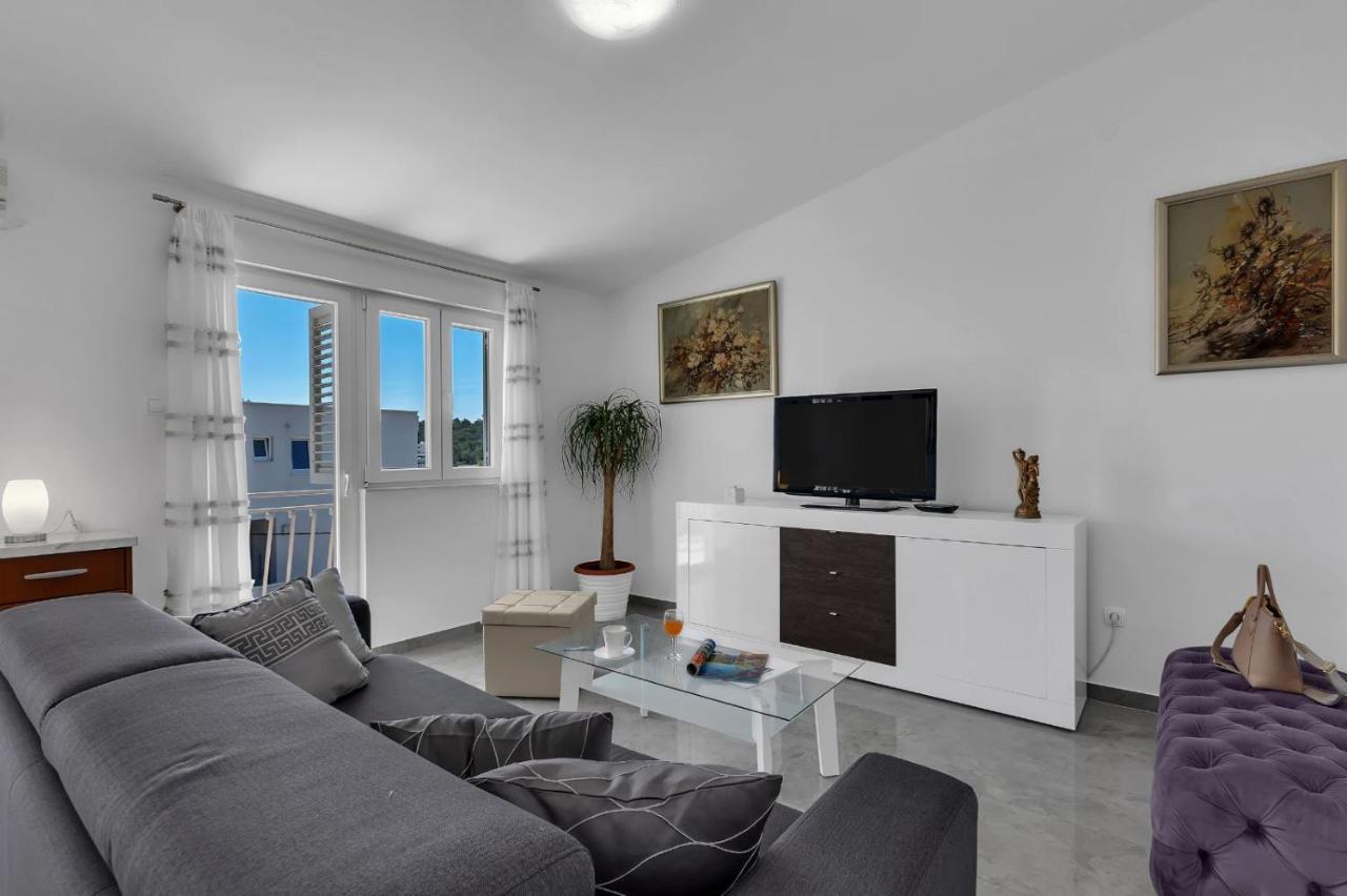 Ana Apartment Макарска Экстерьер фото