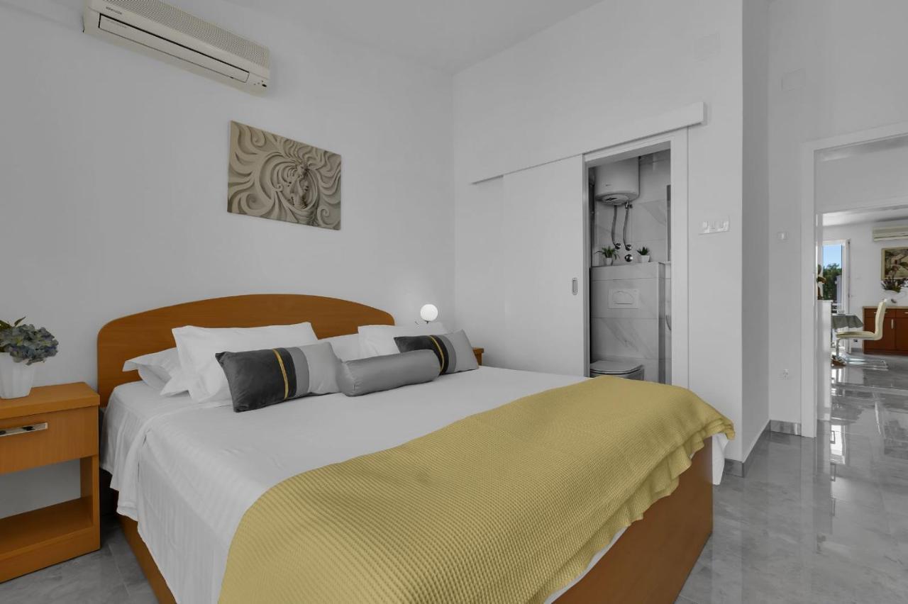 Ana Apartment Макарска Экстерьер фото