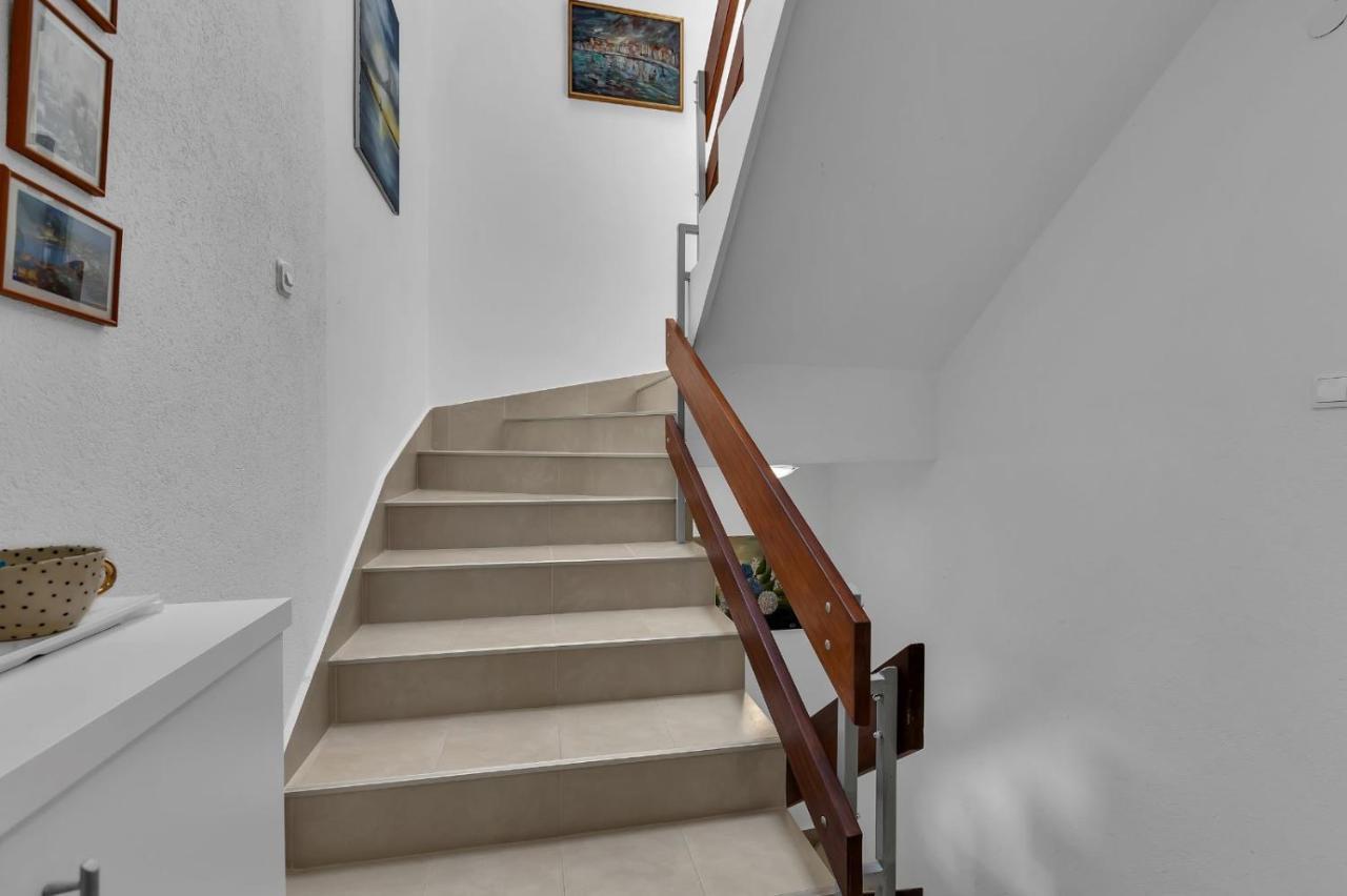 Ana Apartment Макарска Экстерьер фото